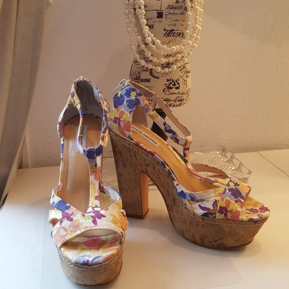 Steve Madden Platform Sandal